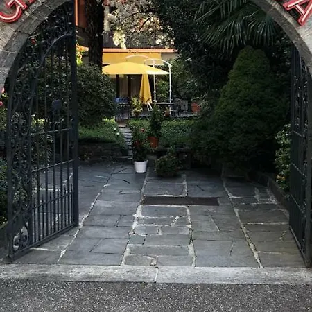 佛罗里达加尼酒店